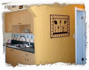 Kitchen & Hall