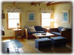 airy & bright - open beam ceiling