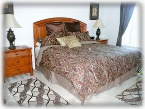 King Master bedroom with en-suite