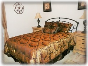 Ground Floor Queen bedroom with adjoining Bathroom