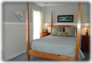 Master Bedroom with queen-size bed.