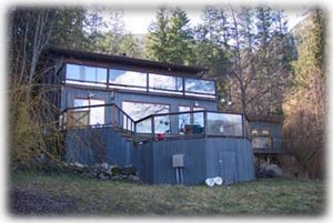 Beautiful deck with private Jacuzzi