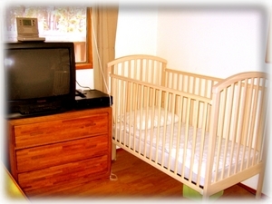 Full size crib