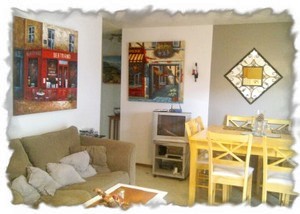 Kitchen/Family Rm w/Sleeper Couch