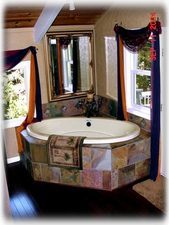 Master bedroom bathtub