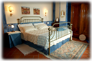 Romantic room, light blue dressing, with Stereo, direct to terrace,