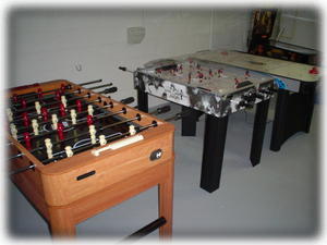 GAMES ROOM