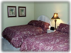 Guest Bedroom 2 Queen Beds