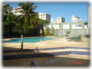 Pool with sun deck 