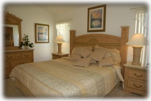 GOLDEN ROSE KING ENSUITE BEDROOM