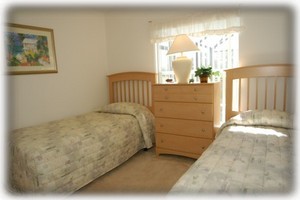 COTTAGE ROSE TWIN BEDROOM