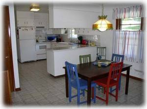 Large Kitch and Dining area