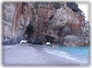 Milopotamos Beach