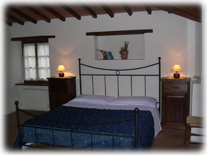 Spacious Romantic Bedrooms