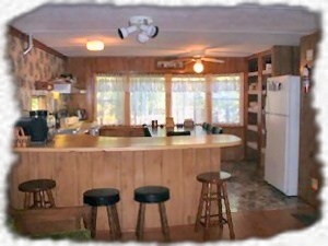 Kitchen and Breakfast Bar