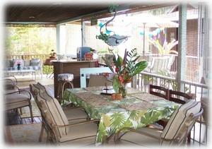 Lanai dining area and vintage Tiki Bar!