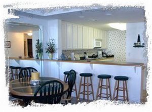 Elegant European style fully equipped kitchen & stools for extra eating space!