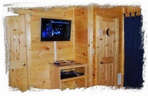 Loft Master Bedroom w/32 inch LCD TV, DVD & PS2.