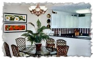 Dining Room & Kitchen