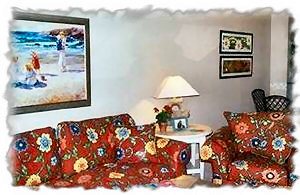 Living Room w/queen size pull out couch, TV, VCR, Stereo w/CD player