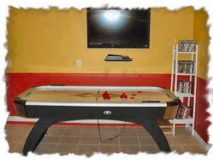 Gameroom - Air-hockey and 42" TV