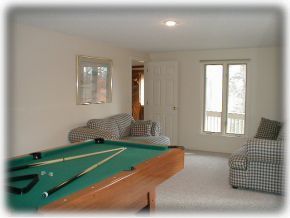 Bonus Family Room with Pool Table