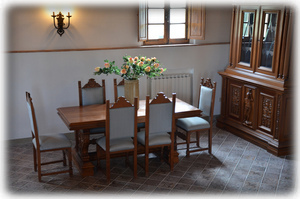 Farmhouse Casa Orcia Dining Room