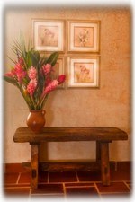 We ensure to provide you with fresh flowers throughout your stay.