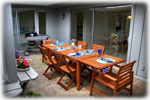 Wind-protected Atrium Dining with Views