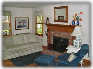 Harwichport house rental - Living Room