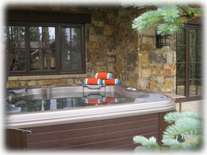 6 seater hot tub with customized jet packs