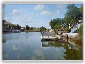 canal in your own back yard- out to the Gulf in 2 mins