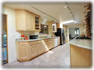 Beautiful Granite Kitchen