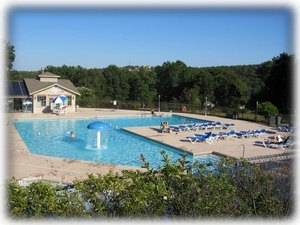 Pointe Royale has 2 outdoor pools plus an outdoor wading pool & hot tub