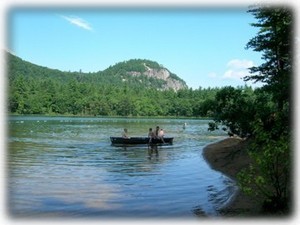 Canoe or kayak around Echo Lake~