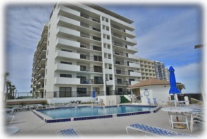 Oceanfront pool