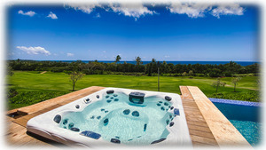 Hot tub with stunning views!