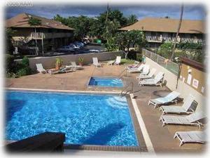 Pool/Lounge Area