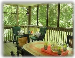 Huge Screened in and furnished porch with total privacy