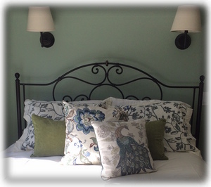 Queen sized luxury in the Master Bedroom