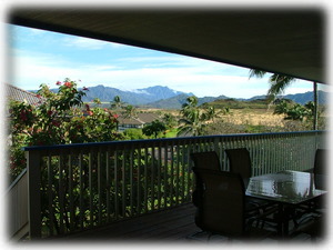 Majestic crater & mountain views! Enjoy outdoor living